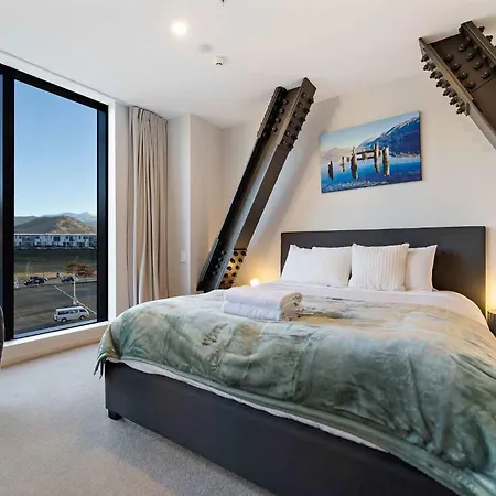 Coronet Cove Apartment